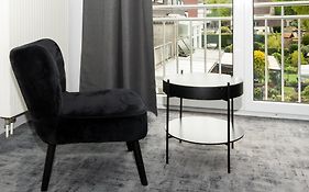 Hotel Deluxe